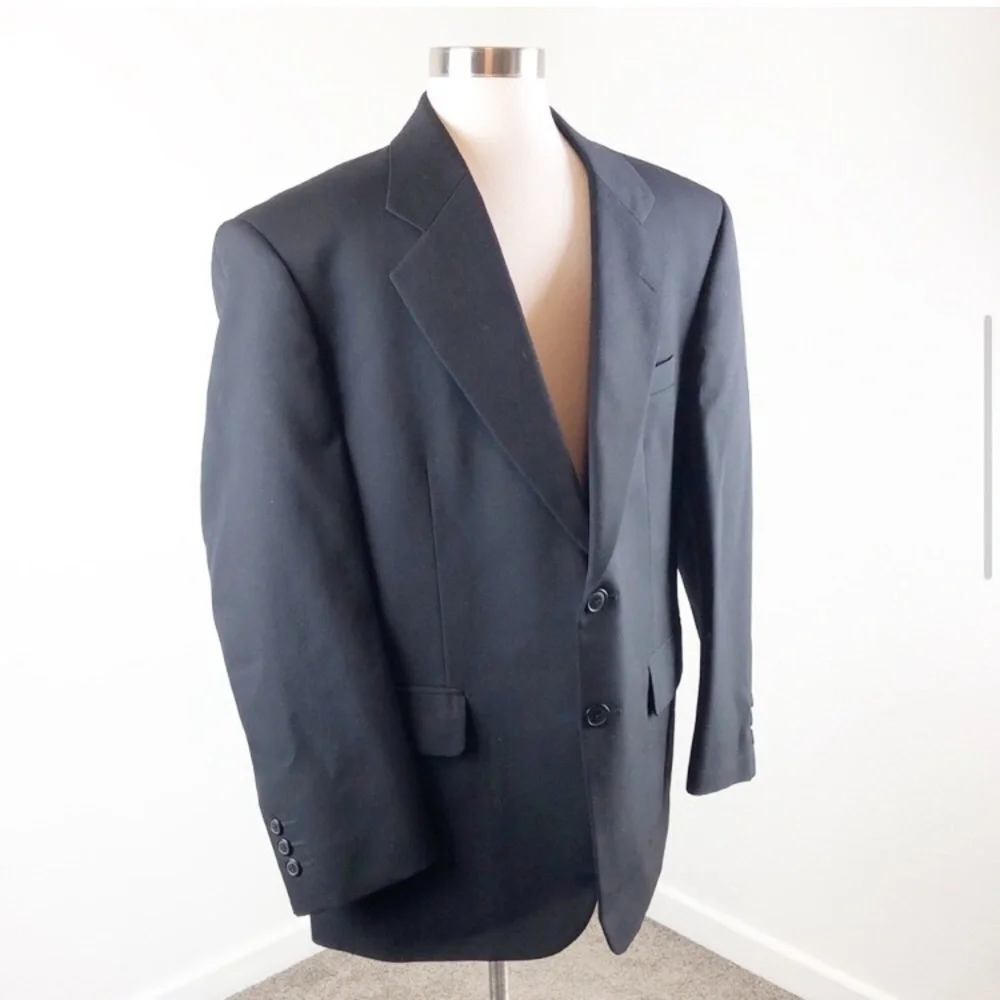 Renoir Classic men's black suit jacket
